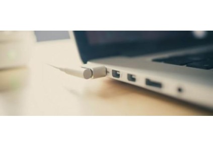 Agora o truque para salvar a vida da bateria está no portátil.