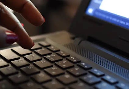 Quanto custa trocar um teclado de portátil