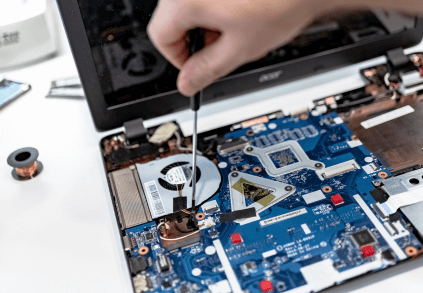 10 herramientas para reparar tu portátil: